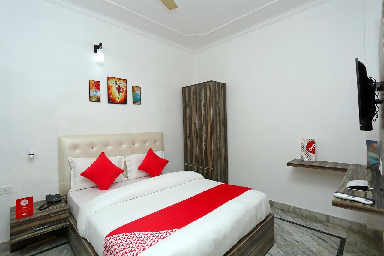 Oyo 16544 Bella Vista By Jordan Hotel อัครา ภายนอก รูปภาพ