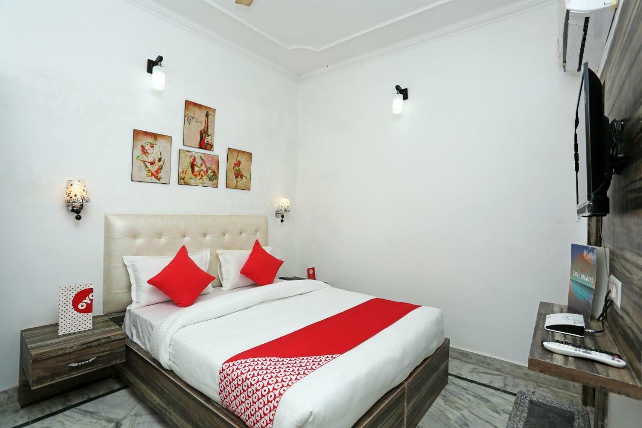 Oyo 16544 Bella Vista By Jordan Hotel อัครา ภายนอก รูปภาพ