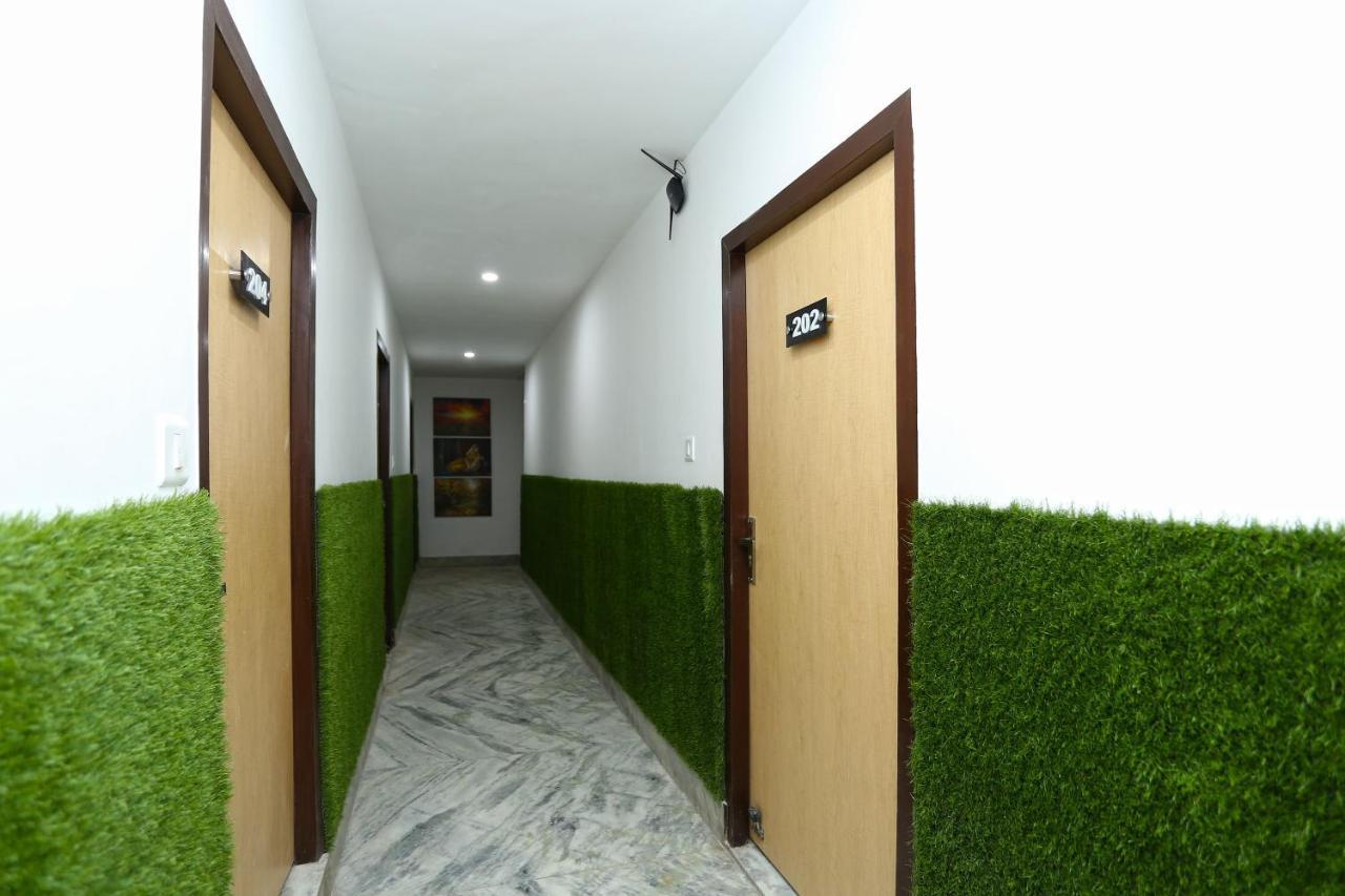 Oyo 16544 Bella Vista By Jordan Hotel อัครา ภายนอก รูปภาพ