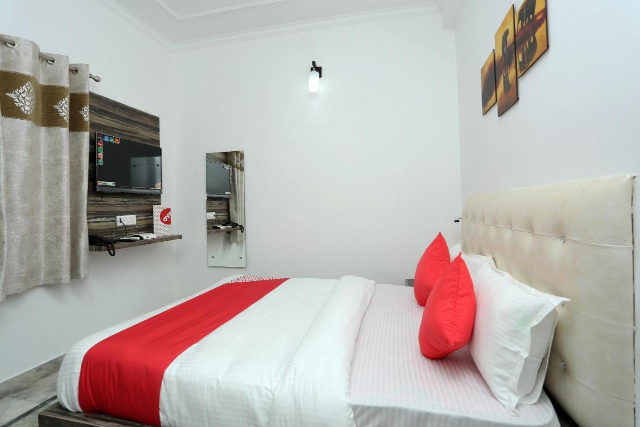 Oyo 16544 Bella Vista By Jordan Hotel อัครา ภายนอก รูปภาพ