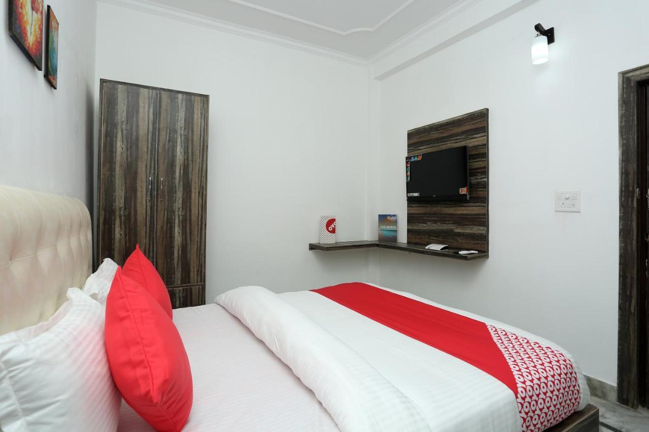 Oyo 16544 Bella Vista By Jordan Hotel อัครา ภายนอก รูปภาพ