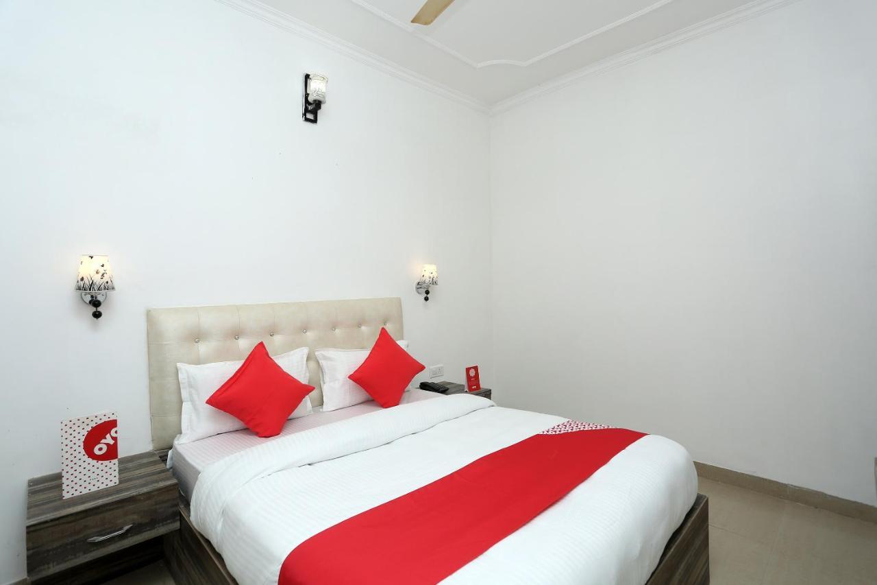 Oyo 16544 Bella Vista By Jordan Hotel อัครา ภายนอก รูปภาพ