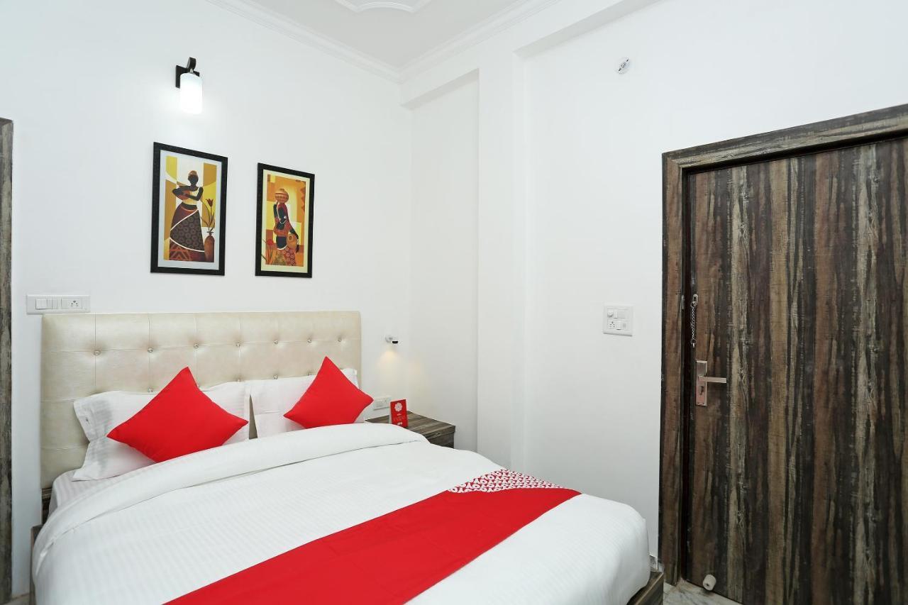 Oyo 16544 Bella Vista By Jordan Hotel อัครา ภายนอก รูปภาพ